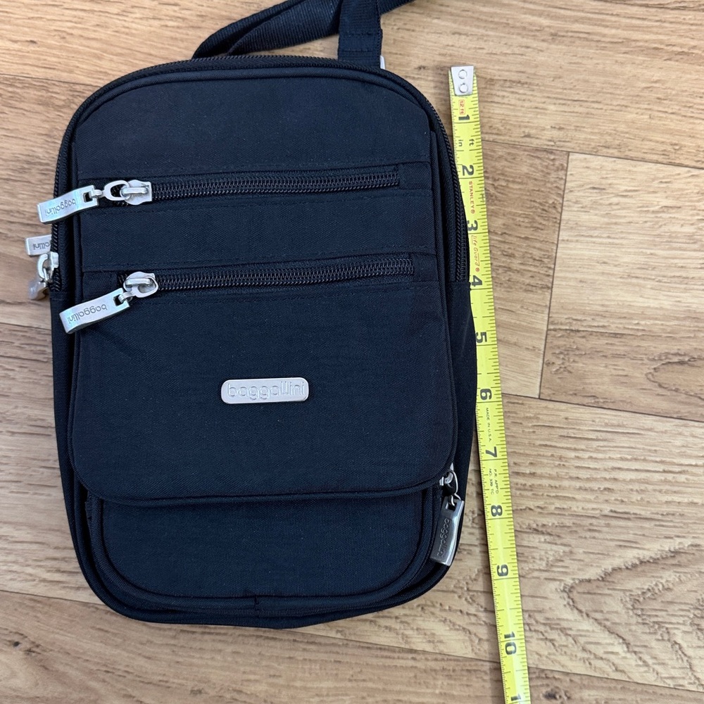 Bagallini crossbody - Picture 2 of 6